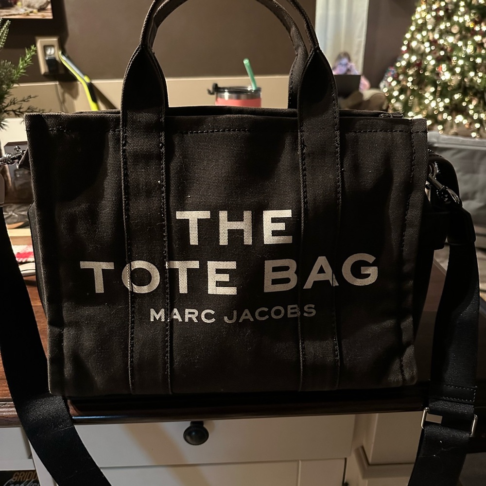 Marc Jacobs Black Messenger Bag